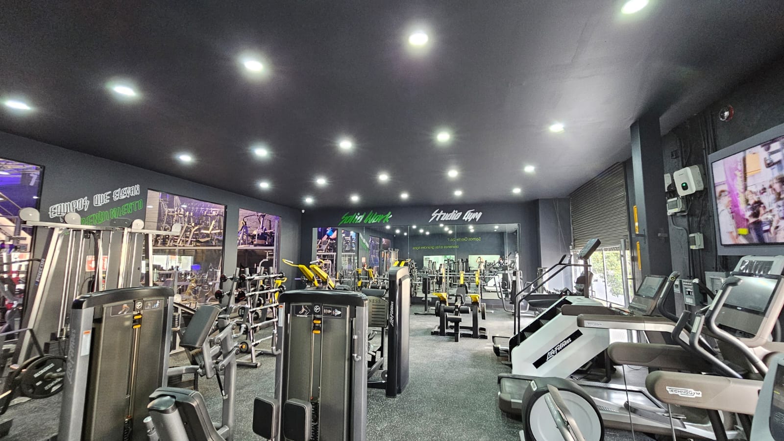Equipo de gimnasio Solid Work